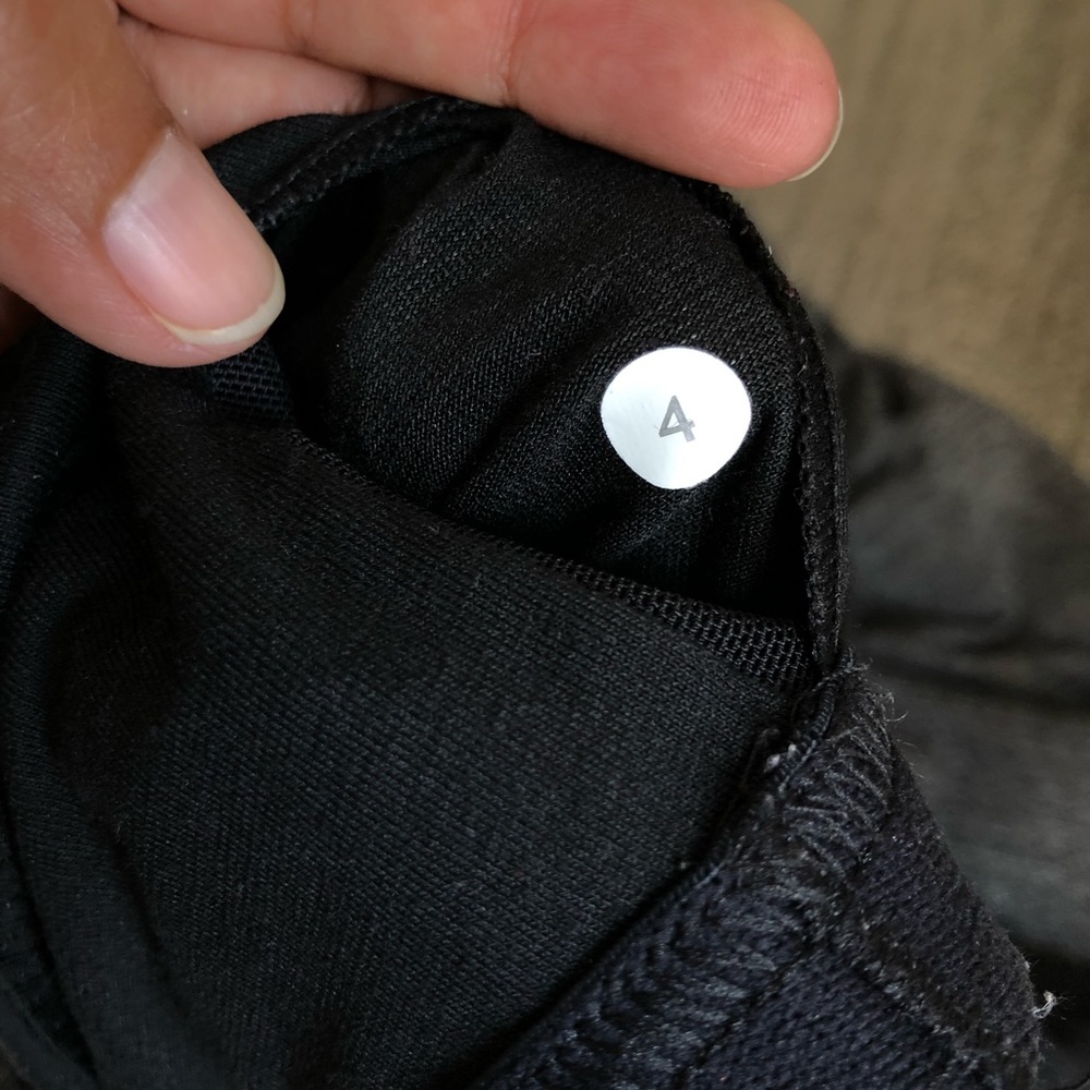 Lululemon Athletica Back on Track Tank Siz… - Picture 5 of 5